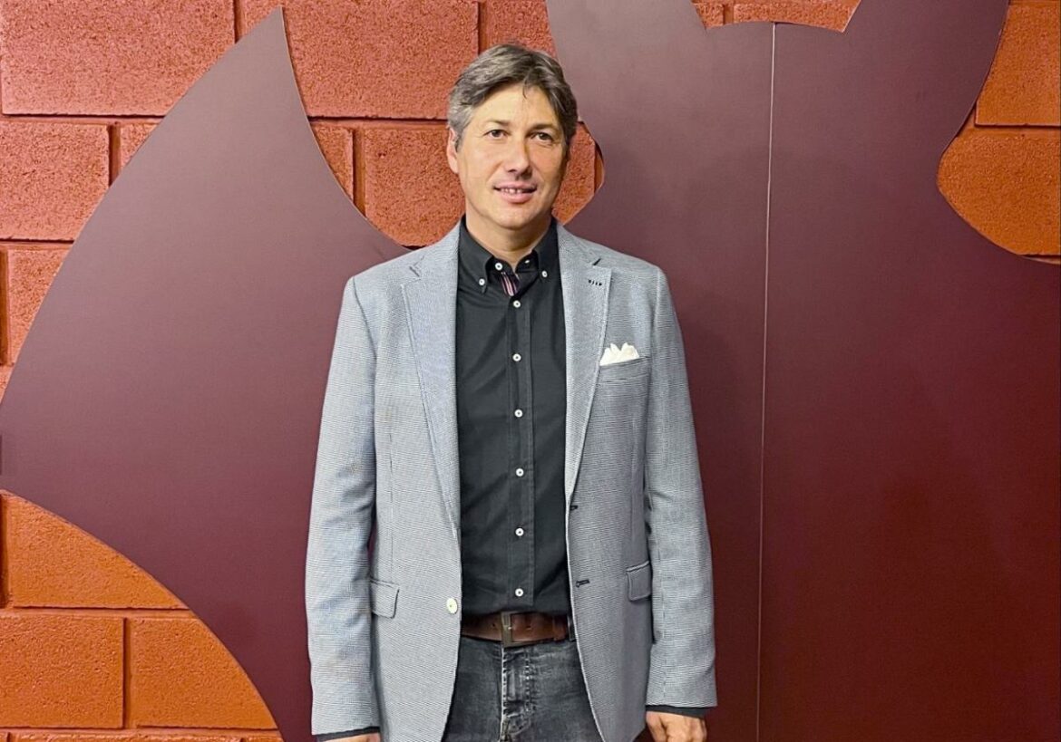 Alfonso Serrano: «Los inversores que me llamaron para entrar en el Cartagena son serios y solventes»