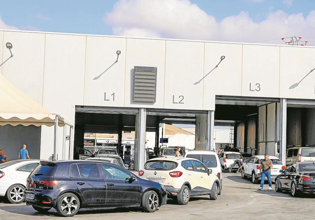 La falta de revisiones en los coches causa ya ocho de cada diez averías en la Región
