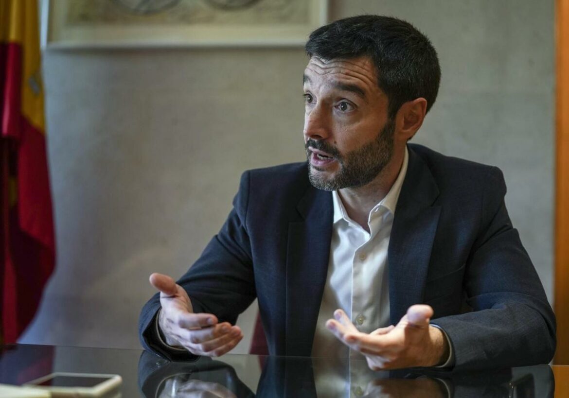 Consumo abre expediente sancionador a una nueva aerolínea low cost