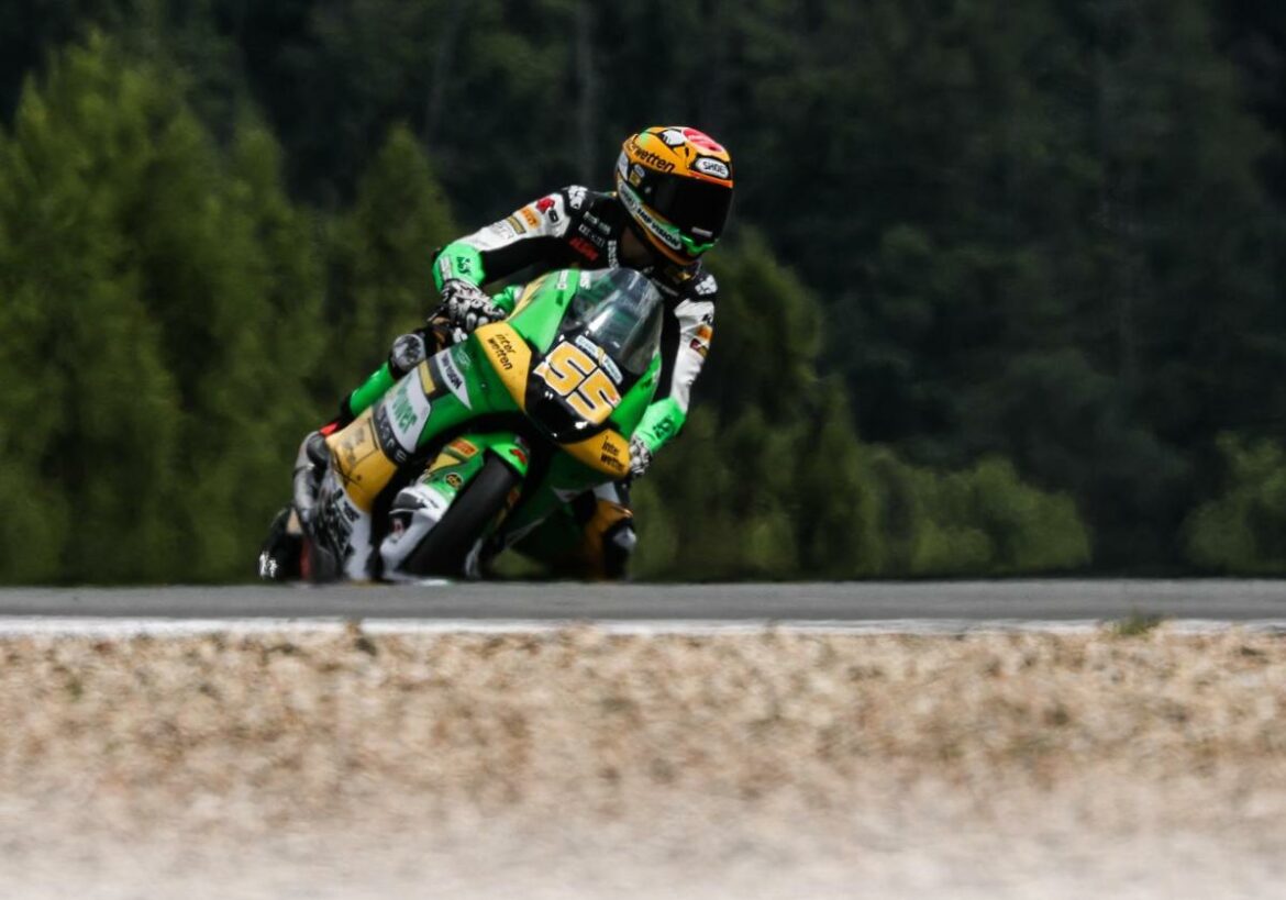 Otro recital de José Antonio Rueda para sentenciar Moto3