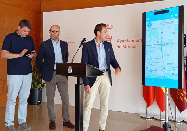 Ya está en marcha la nueva aplicación de aparcamiento en Murcia