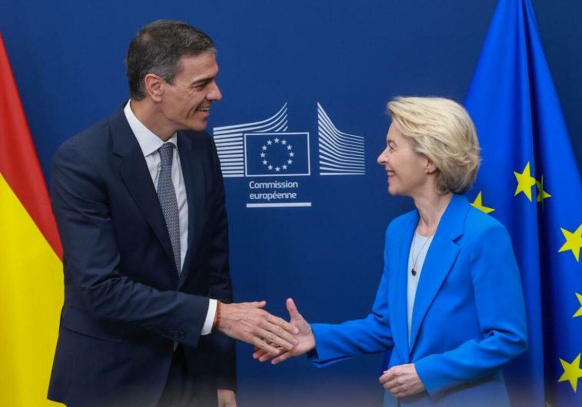 Bruselas bloquea 1.100 millones de los fondos europeos a España por incumplir con interinos y el impuesto al diésel