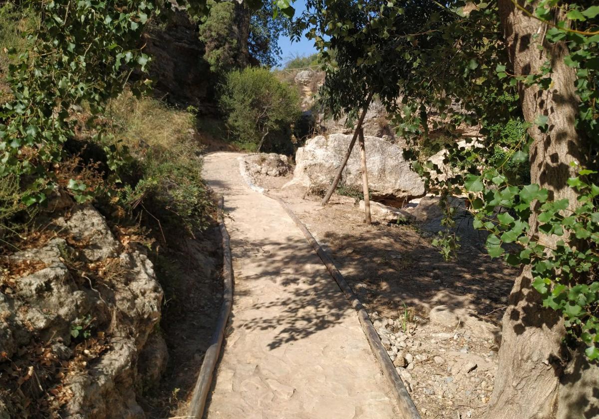 Actuaciones de recuperación en el entorno del Salto del Usero, en Bullas.