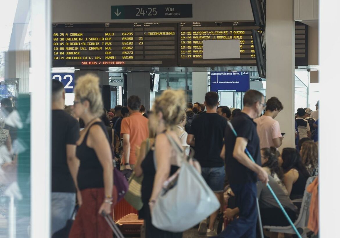 Renfe suspende todos los trenes previstos para este jueves entre Madrid y Galicia