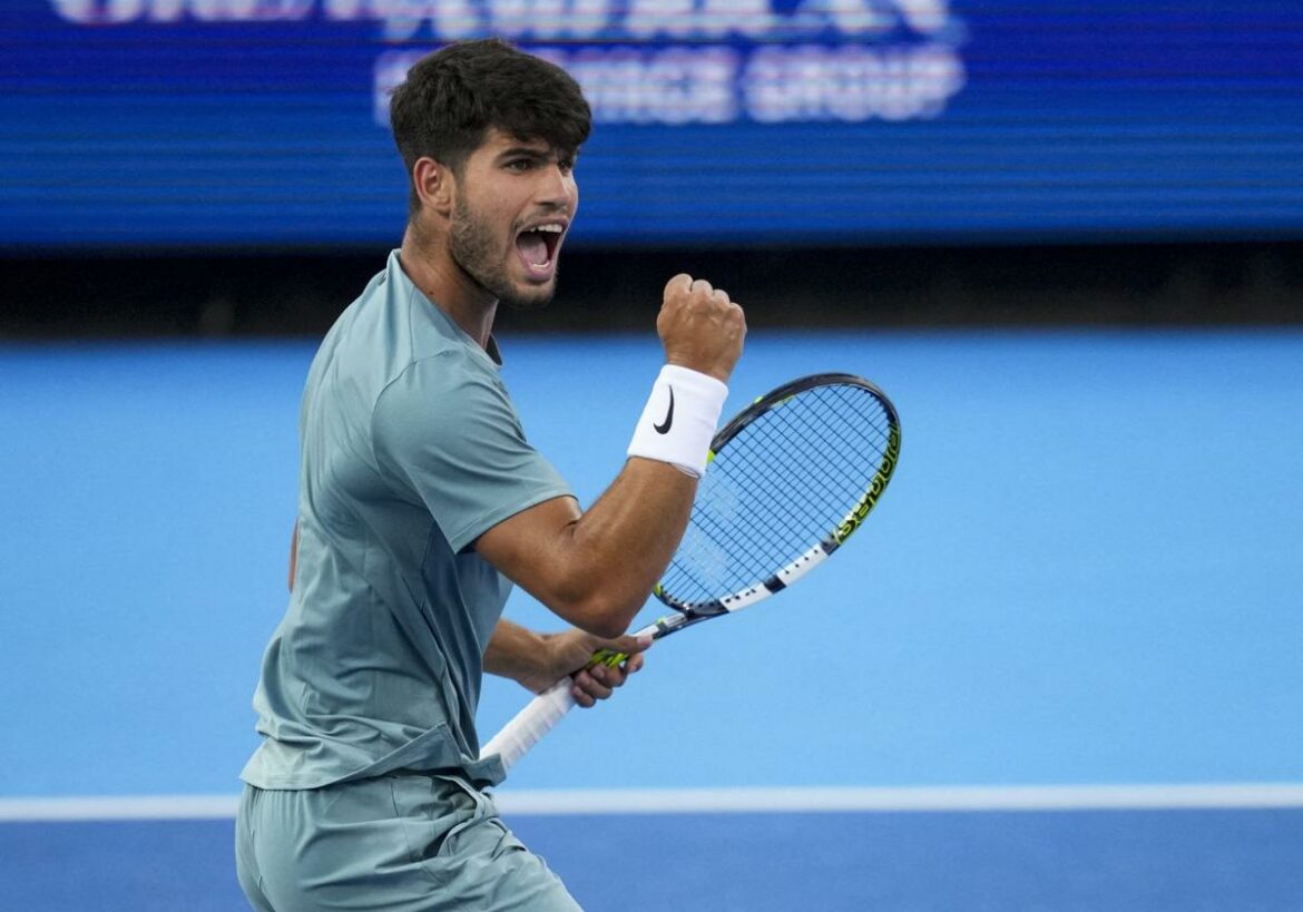 Alcaraz, de final en final, chocará con Sinner en busca del título en Cincinnati