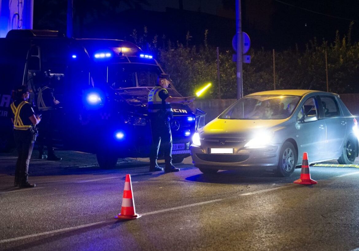 Fuego de una noche de verano en las calles del municipio de Murcia