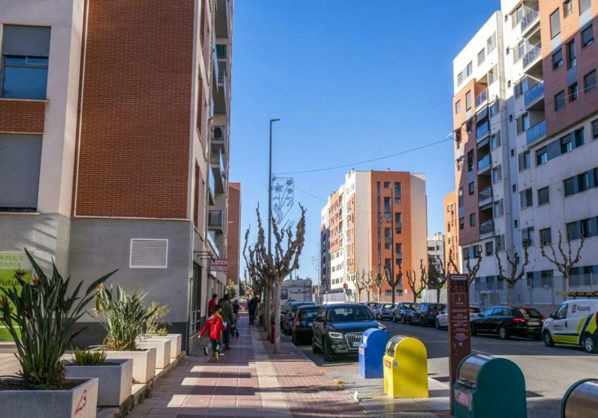 Los vecinos de Joven Futura, en Murcia, anuncian protestas para exigir la legalización de esta urbanización
