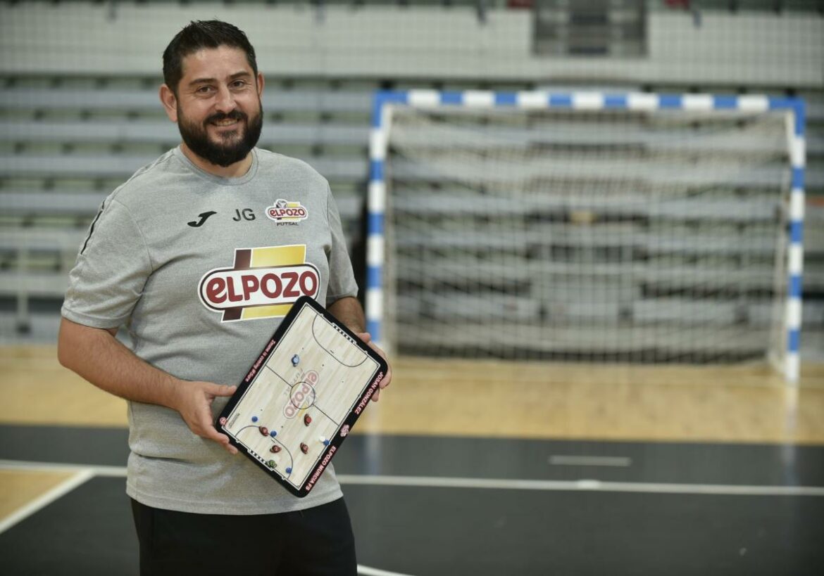 Josan González: «Sacaremos nuestro gen competitivo; este club debe ser respetado por todos»