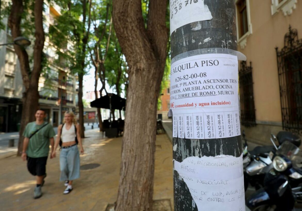 La ayuda al alquiler de vivienda para jóvenes de la Región sigue sin despegar