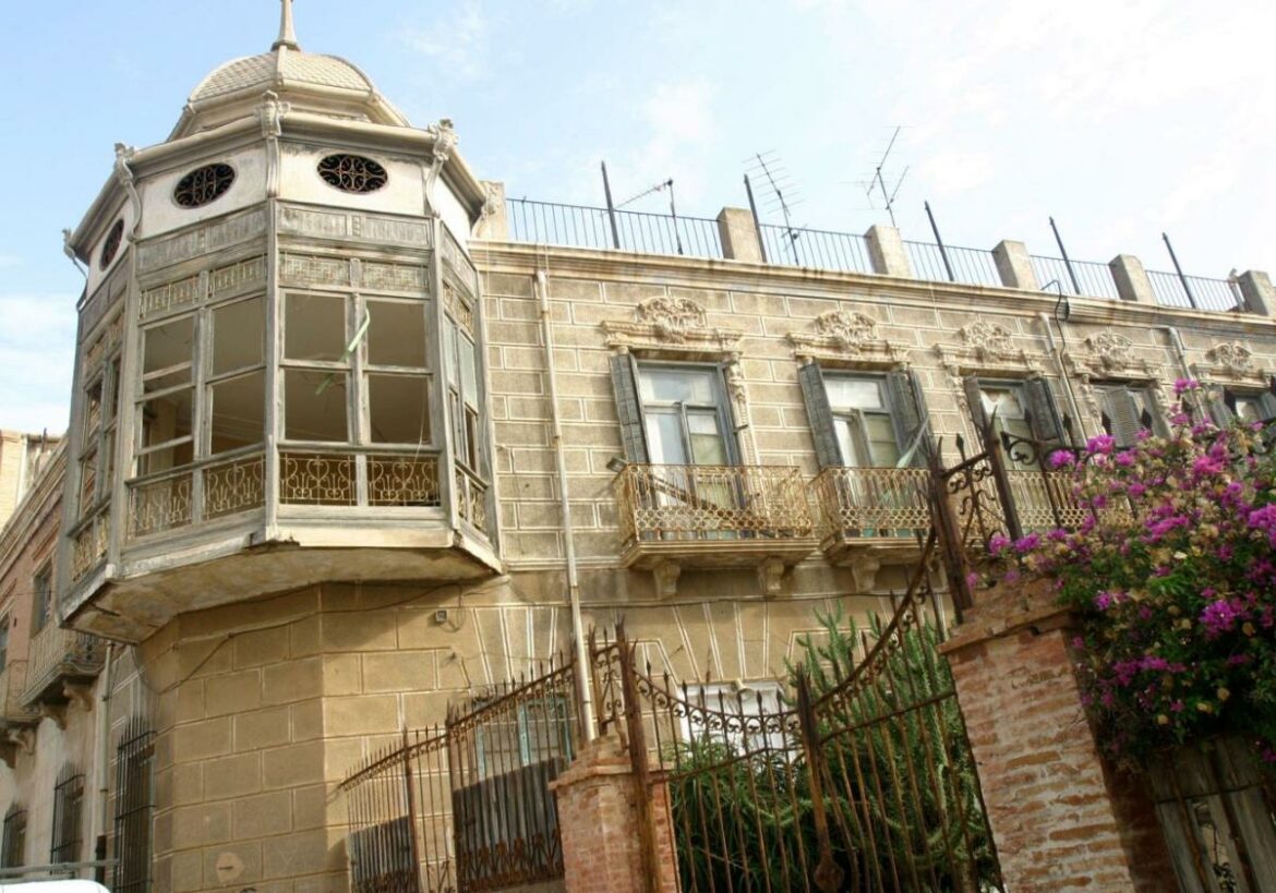 Proyectan un hotel en la Casa Zapata de Portmán, un BIC en estado de semirruina
