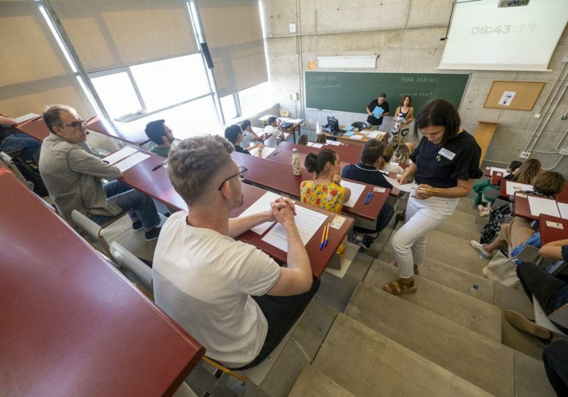 Educación convoca otras 200 vacantes docentes que quedaron sin adjudicar en la Región de Murcia