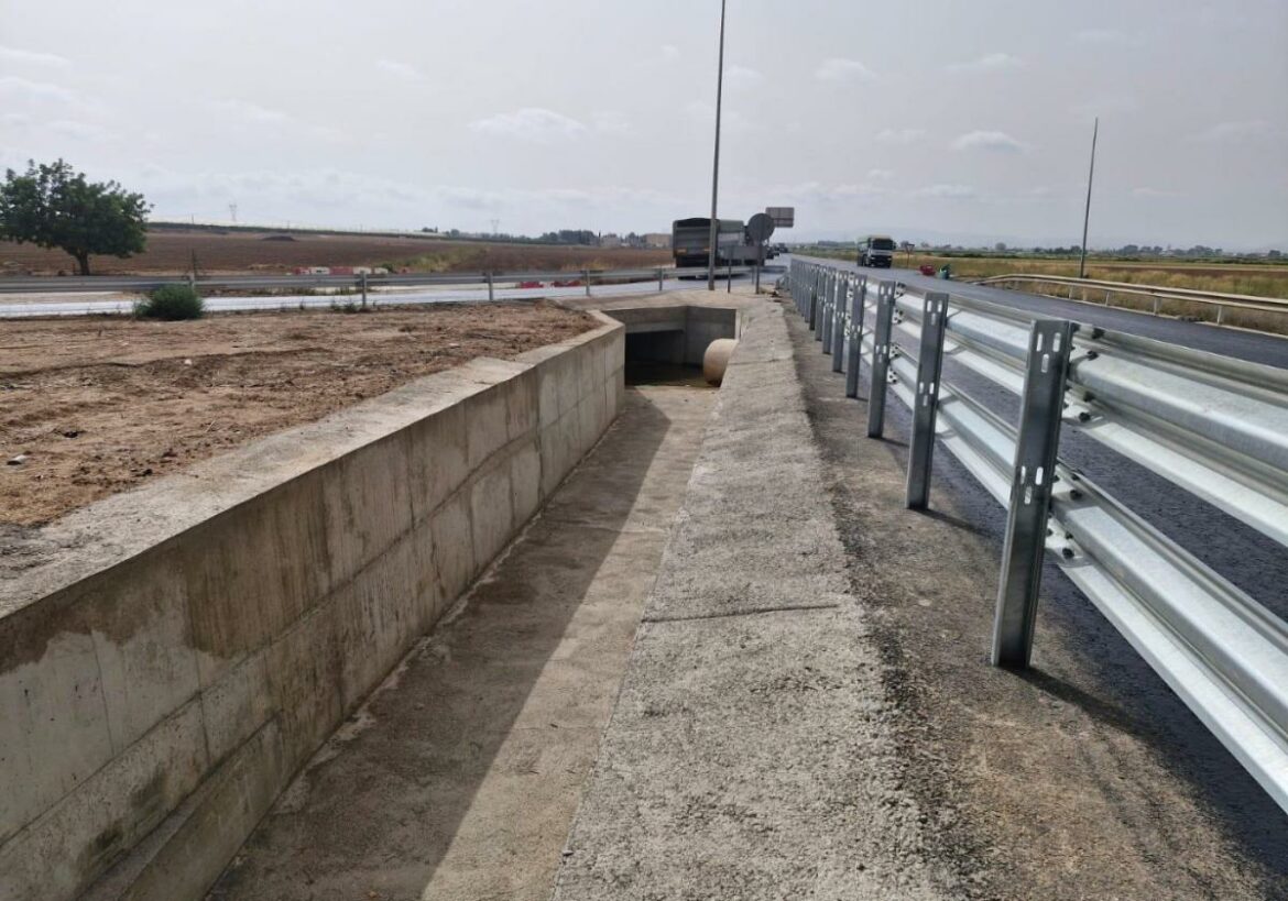 Fomento mejora los desagües en carreteras del Mar Menor