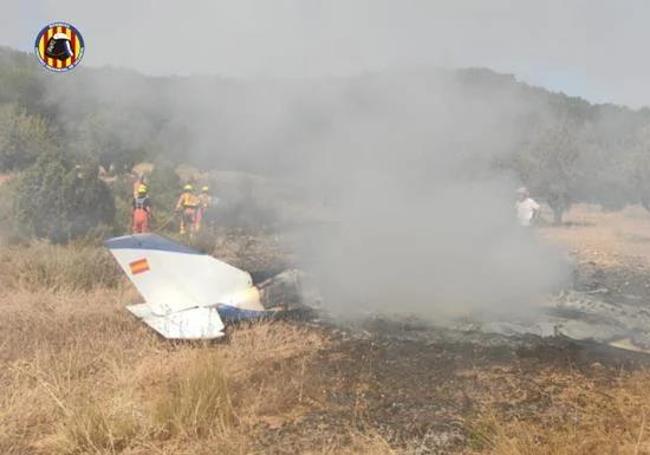 Mueren dos personas tras estrellarse su avioneta en Valencia