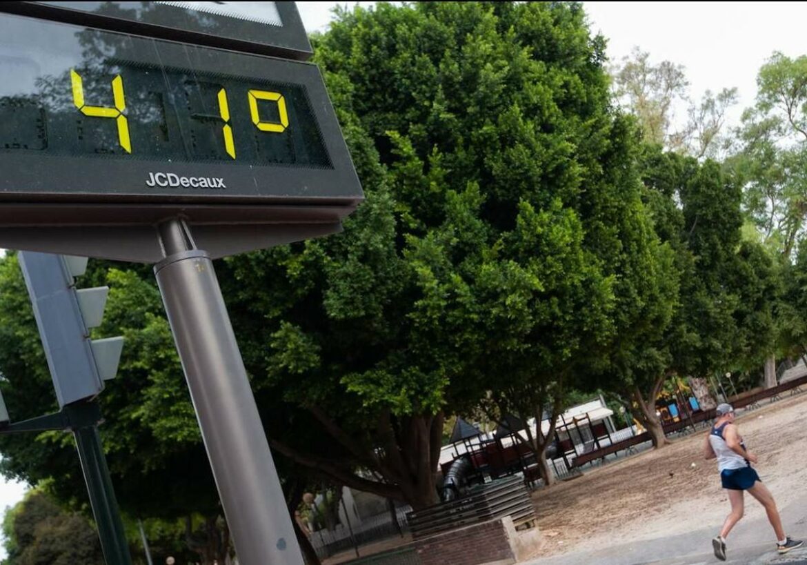 La Aemet amplía su aviso por una ola de calor que dejará más de 40ºC en la Región este jueves