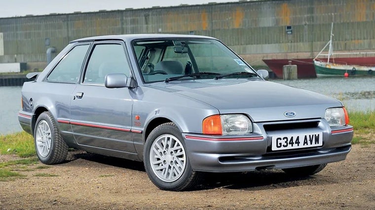 Coches con canción: «La raja de tu falda» de Estopa y el Seat Panda