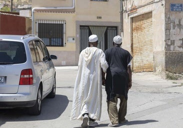Nueve malíenses y un senegalés, los primeros menores solicitantes de asilo trasladados desde Canarias