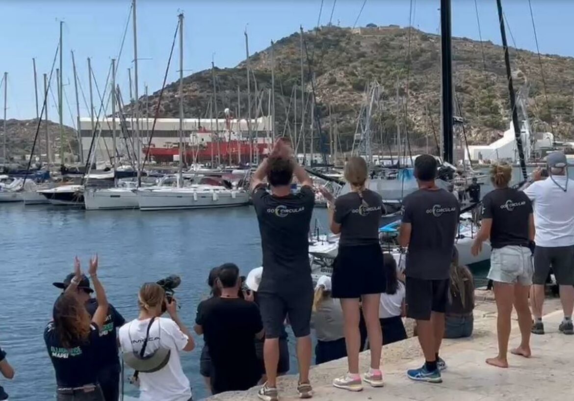 La Ocean Race inunda de gente el Puerto de Cartagena este sábado