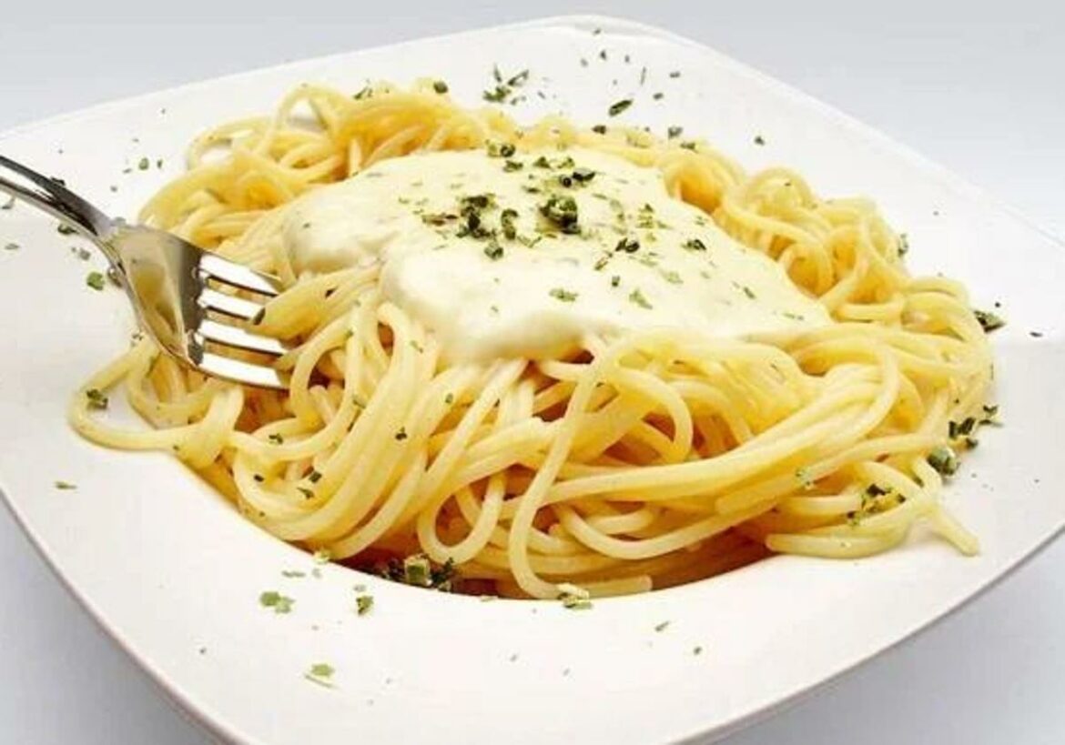 Una médica advierte sobre un error muy común con la pasta y el arroz en verano: «Puede matarnos»