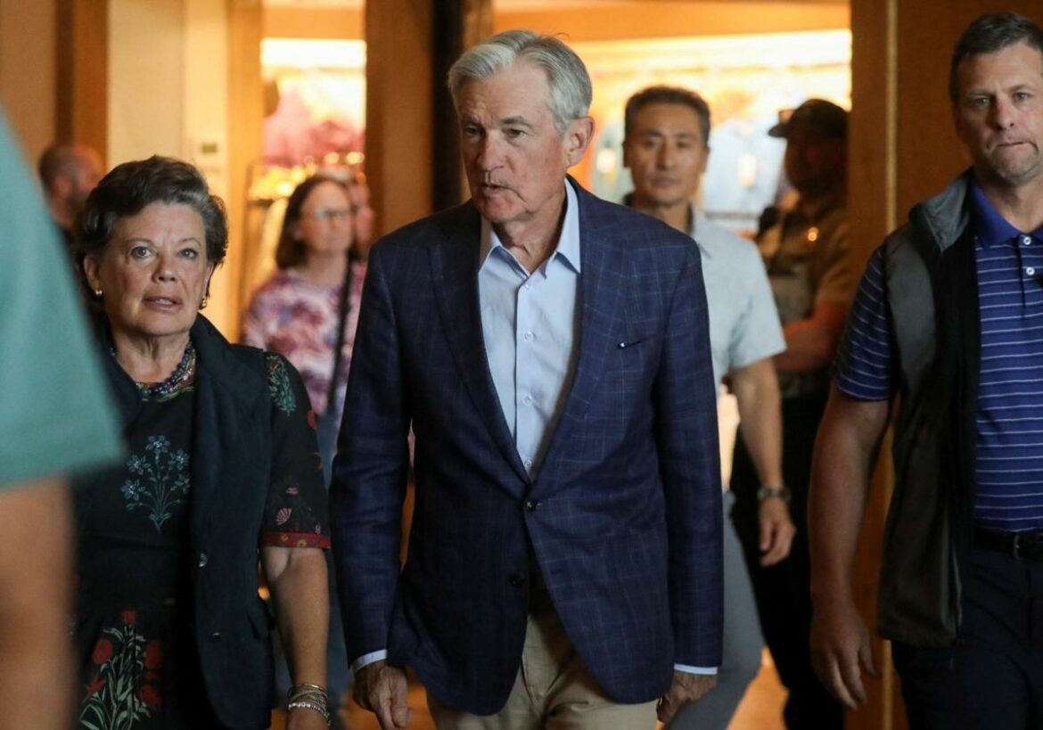 Powell abre la puerta a bajar tipos ante los aranceles y el enfriamiento laboral
