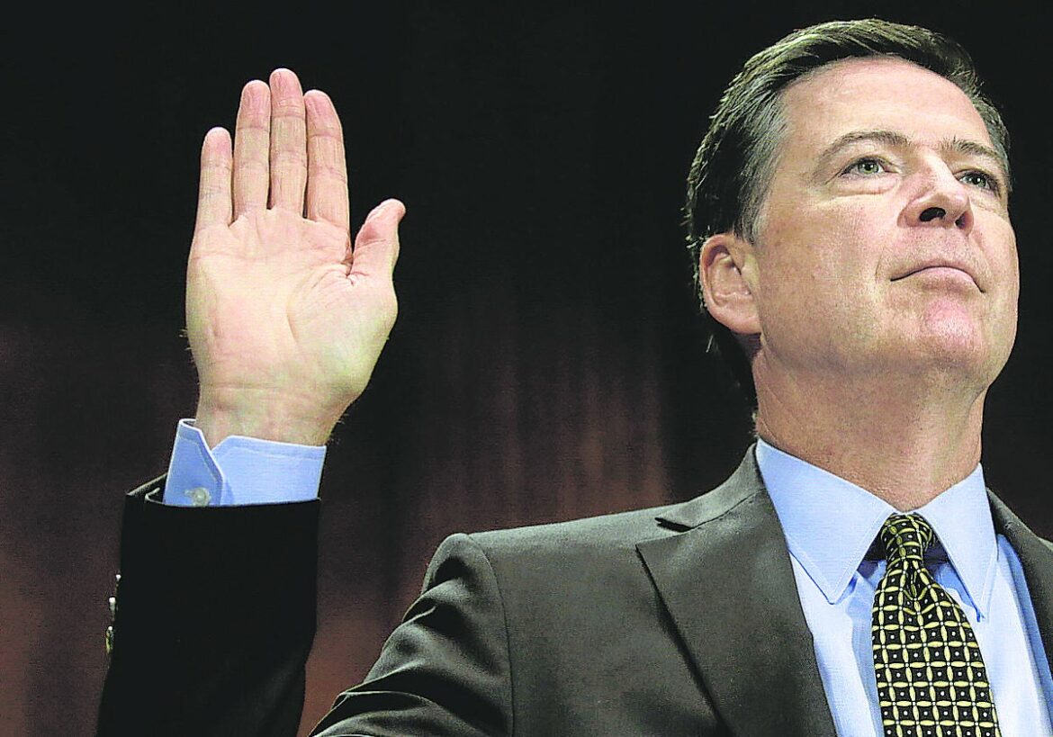 Una fiscal elegida por Trump imputa por perjurio al exdirector del FBI James Comey