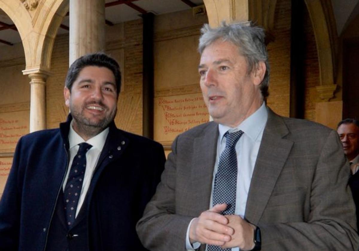 Fernando López Miras y Alberto Aguirre de Cárcer en la UMU en una imagen de archivo.