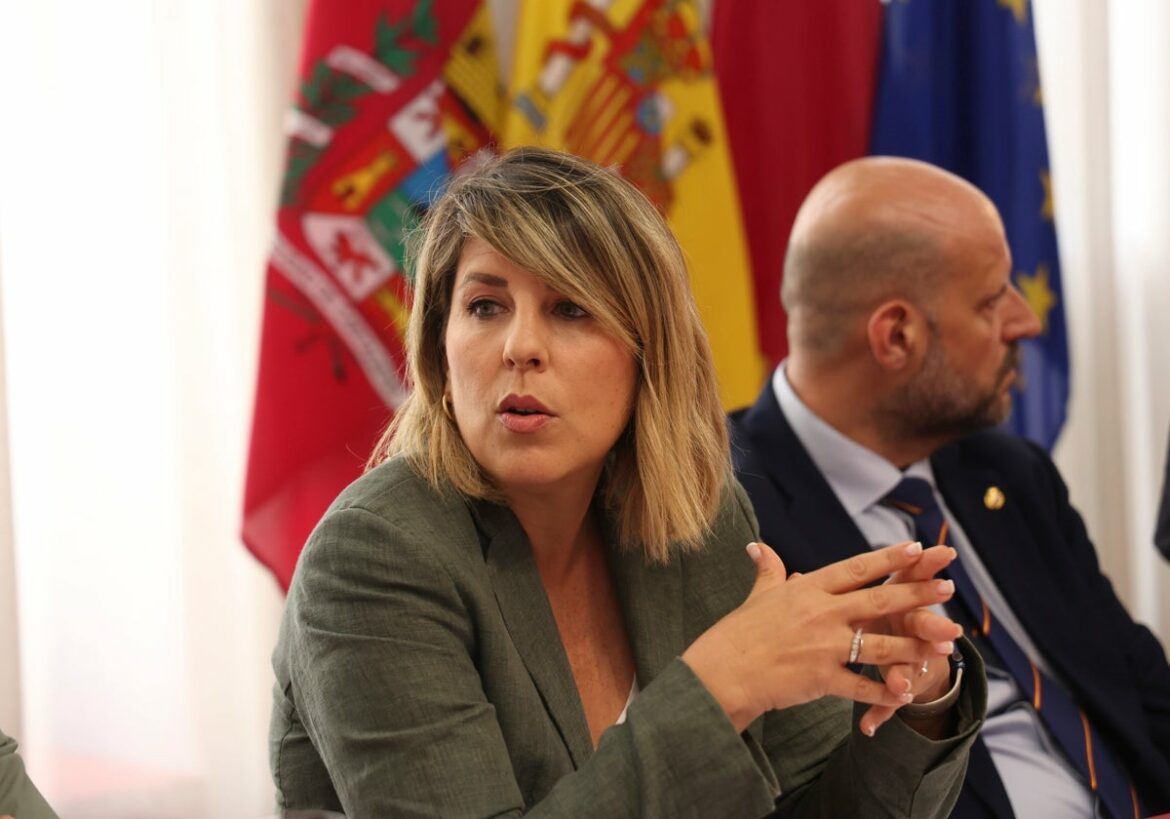 Noelia Arroyo promueve una investigación en la Federación de Municipios sobre los fallos de las pulseras antimaltrato