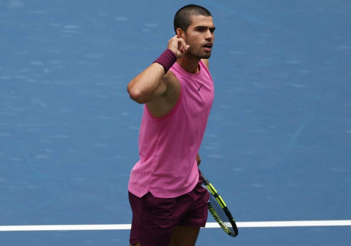 Carlos Alcaraz, sin despeinarse, a semifinales del US Open
