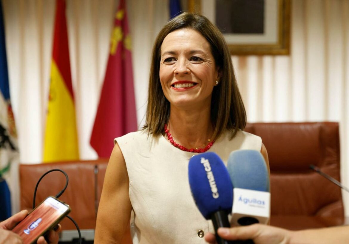 Mari Carmen Moreno deja la alcaldía de Águilas subrayando que «esto debería ser lo normal en política»