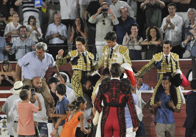Paco Ureña indulta a ‘Diablillo’ en una tarde histórica en Albacete