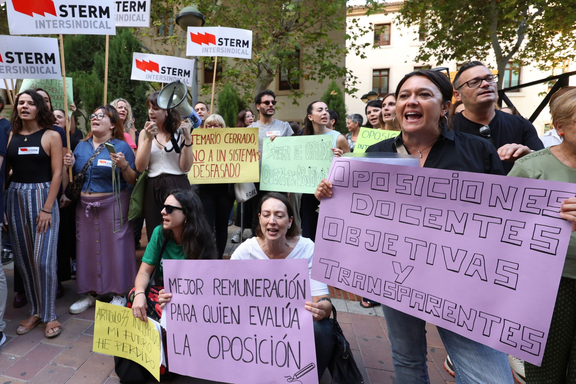 Los interinos de la Región de Murcia piden cambios en la oposición