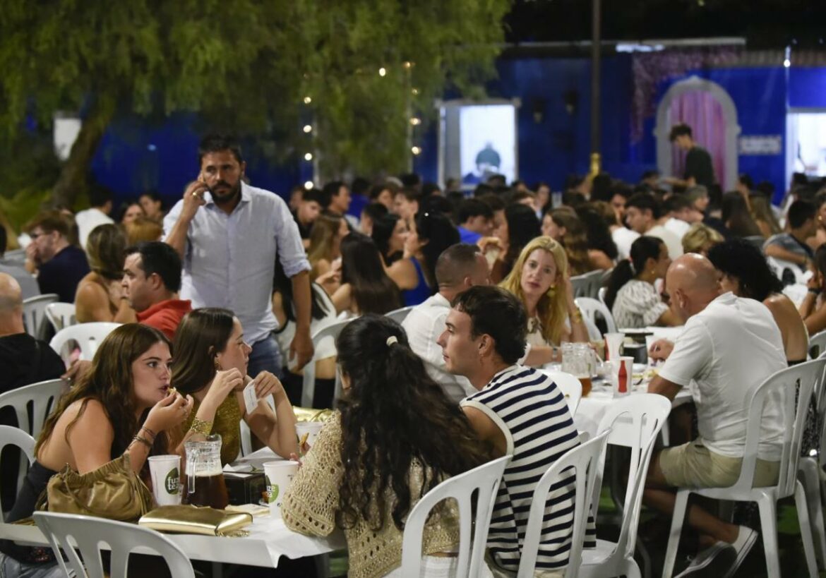 Las cocinas de los Huertos del Malecón anuncian que Murcia ya huele a feria
