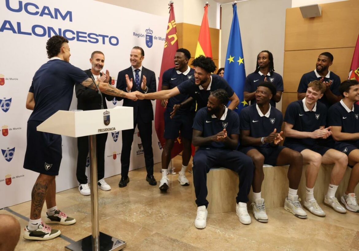 Conjura institucional del UCAM en San Esteban antes de buscar la Champions