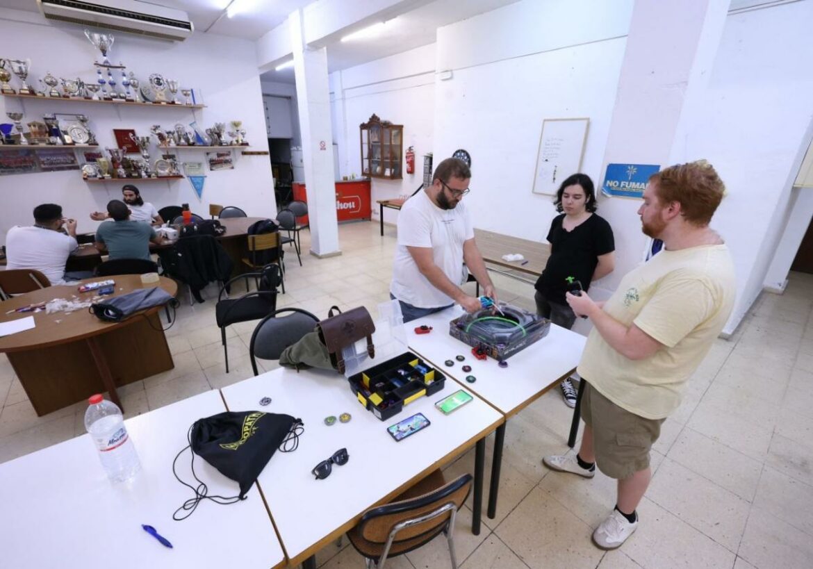 Polémica en Murcia ante el cierre y traslado de la sede de tres asociaciones de San Basilio