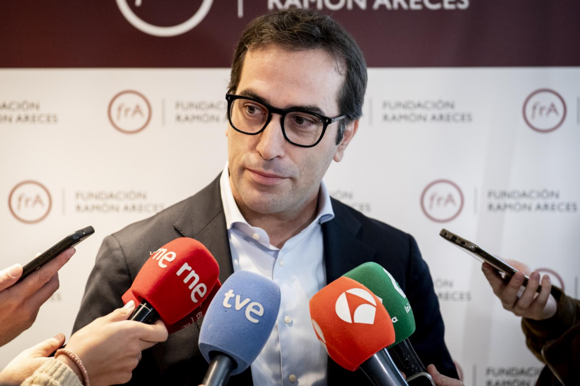 Cuerpo abre un nuevo frente con Díaz al poner en duda la aprobación del registro horario de forma urgente