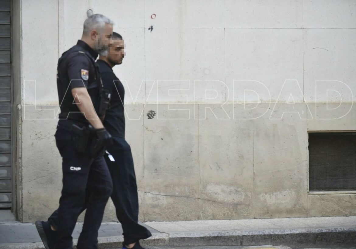 El juez llama a declarar a las denunciantes de uno de los tatuadores acusado de agredir sexualmente a varias jóvenes en Murcia