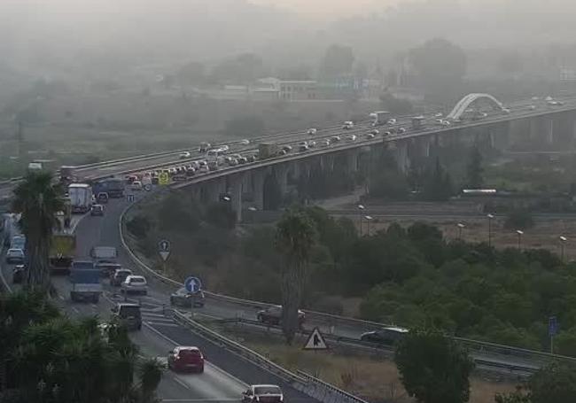 Más de 15 kilómetros de retenciones en las autovías A-30 y A-7 en la Región de Murcia
