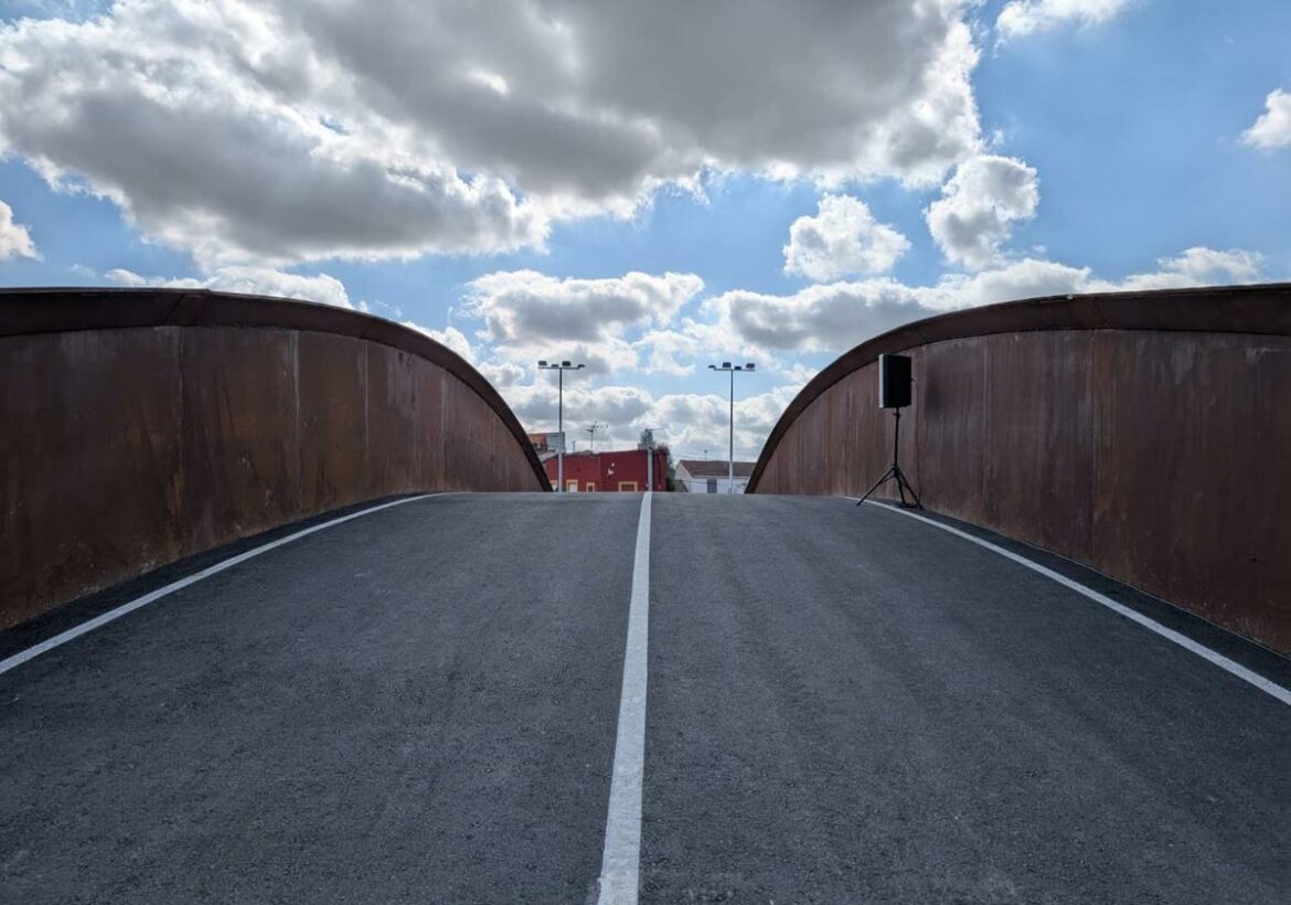 La apertura del puente de El Raal acaba con cuatro años de separación entre Murcia y Beniel
