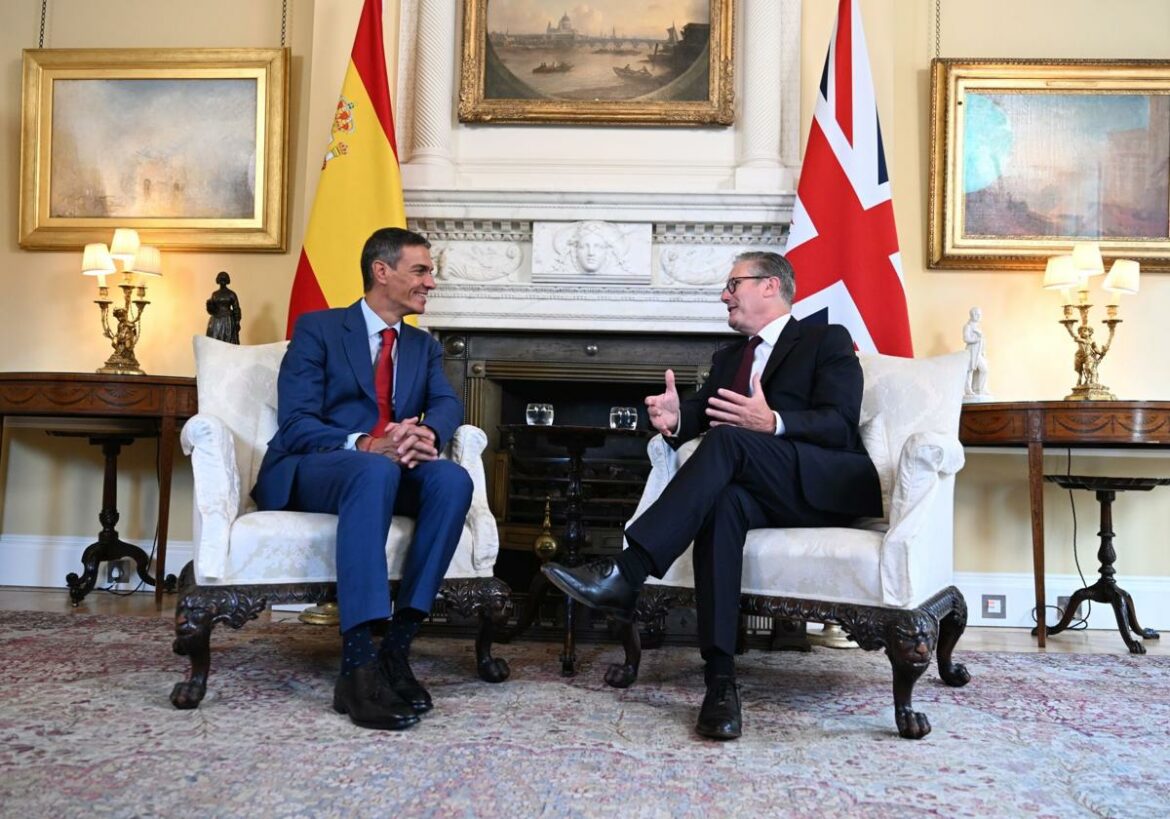 De Londres a París, Sánchez busca recuperar terreno en el ámbito internacional