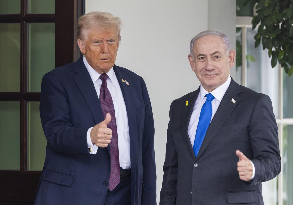 Donald Trump y Benjamín Netanyahu a su llegada a la Casa Blanca.