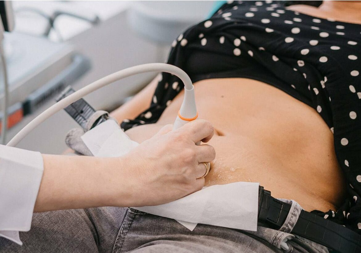 El 13% de las mujeres que abortan en la Región son adolescentes