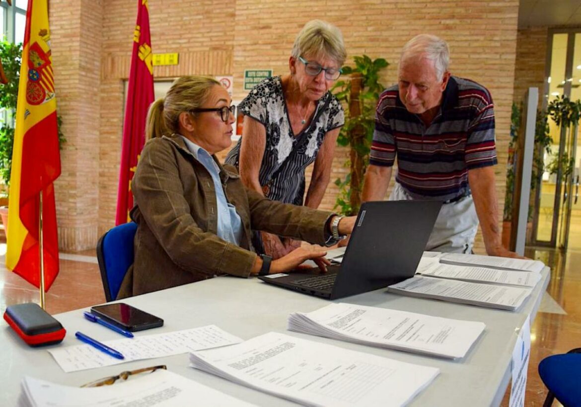 Ayuntamientos y vecinos del Mar Menor se niegan a pagar el coste de la crisis del agua