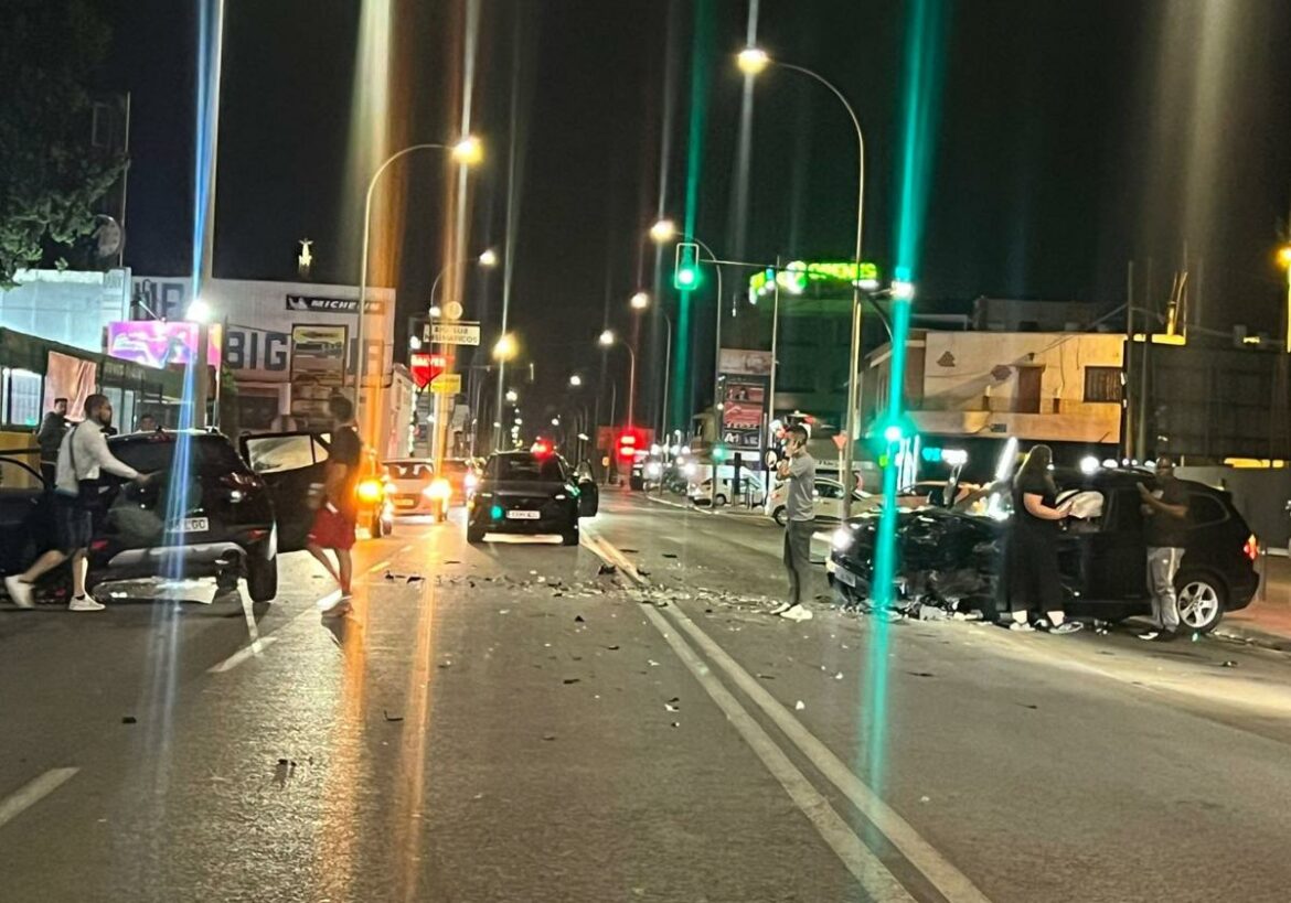 Una colisión frontal en Murcia se salda con un herido