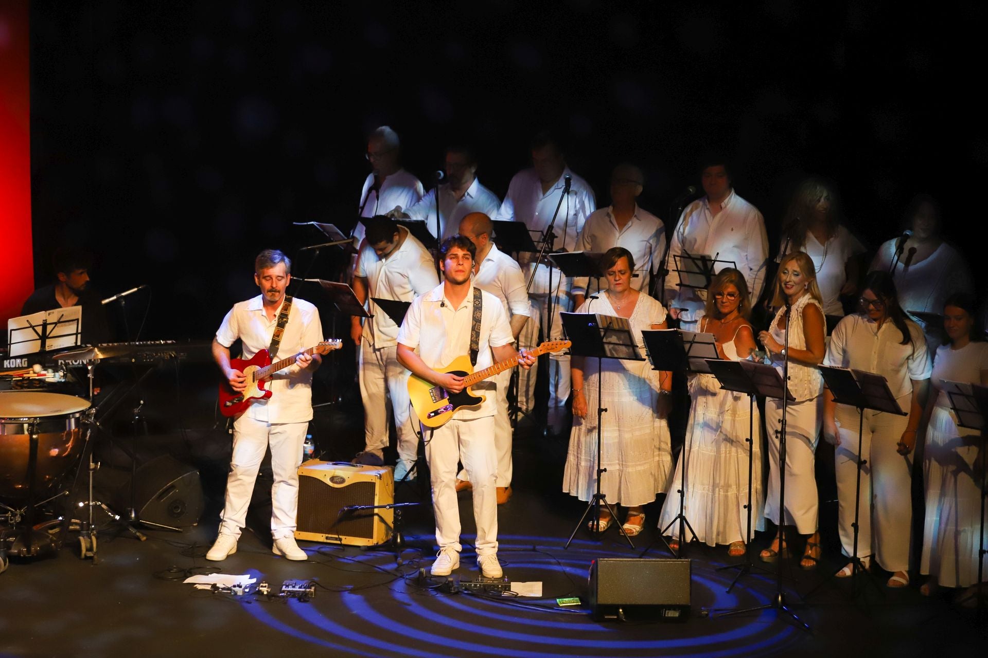 Tributo murciano a Elvis, el rey del rock, en imágenes