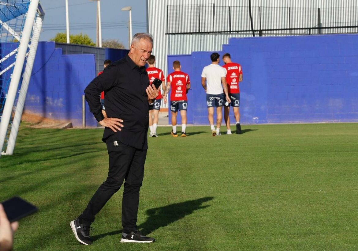 La crisis del Real Murcia aplaza el traspaso de poderes en el Cartagena