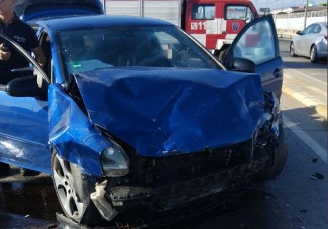 Un hombre resulta herido en un aparatoso accidente en Molina de Segura