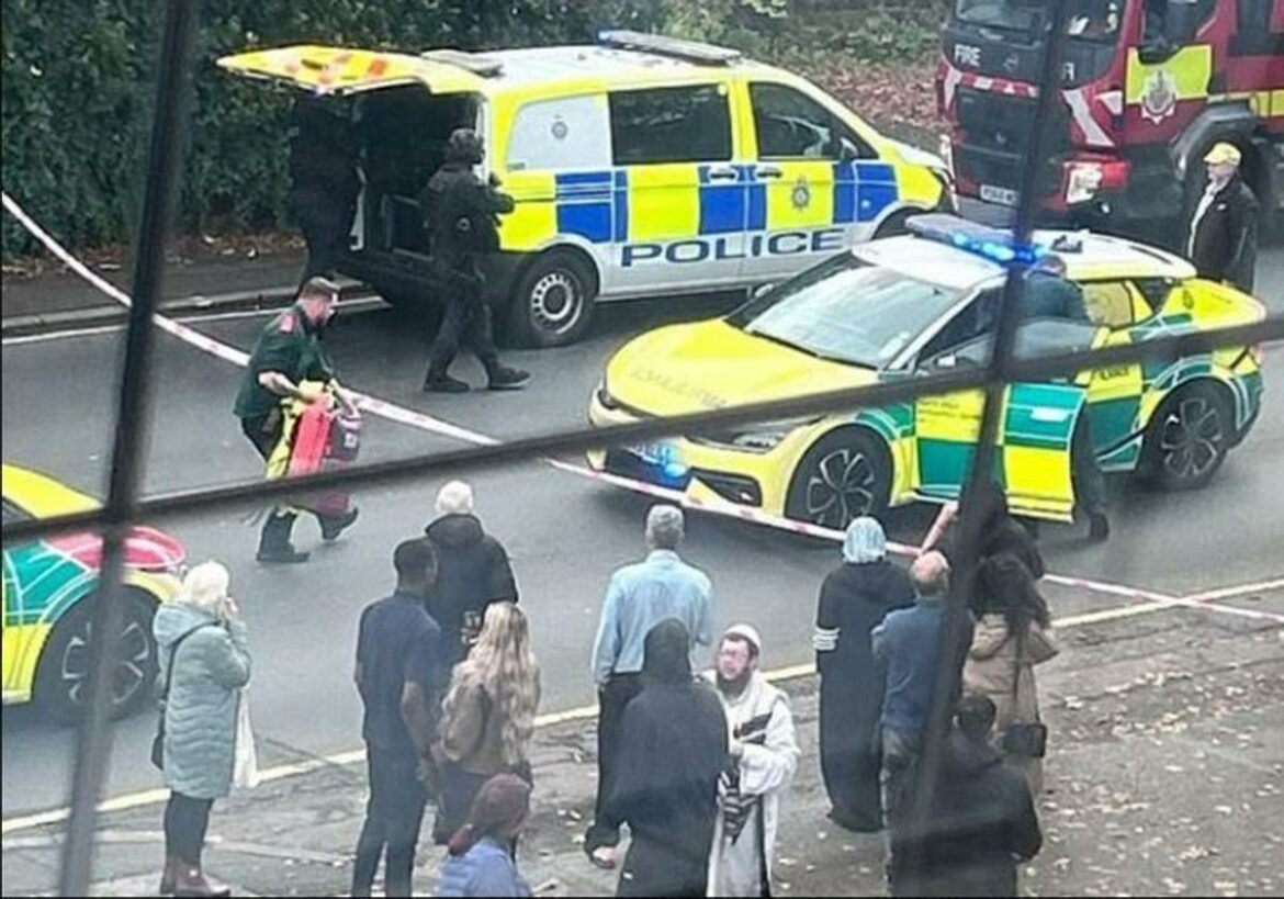 Cuatro heridos en un ataque contra una sinagoga a las afueras de Mánchester