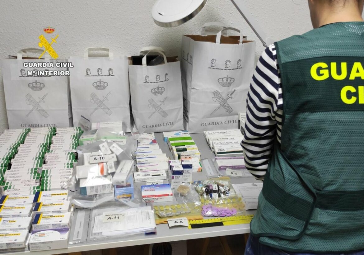 Varios detenidos por la venta ilegal de medicamentos por internet para fabricar ‘la droga de los pobres’