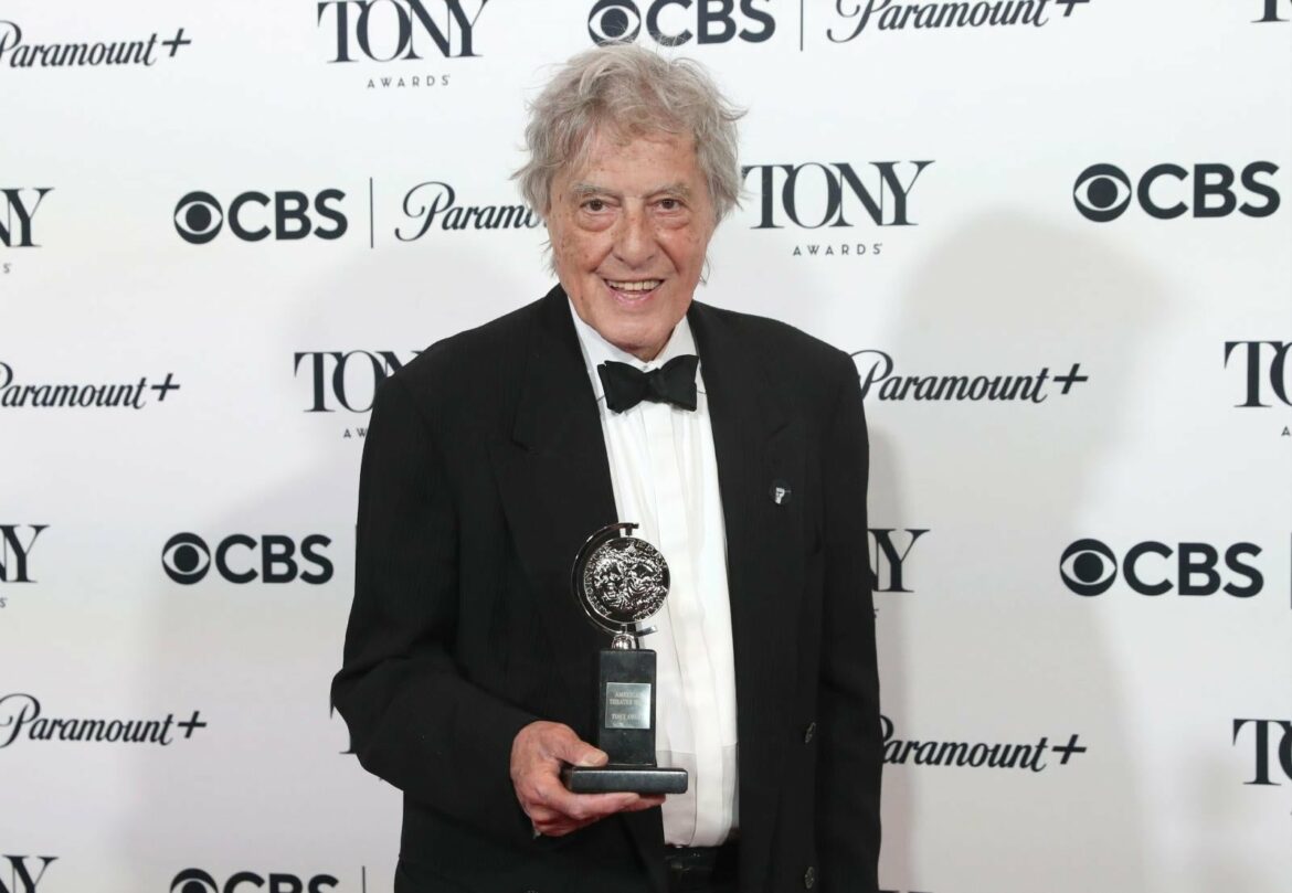 Muere el dramaturgo Tom Stoppard a los 88 años