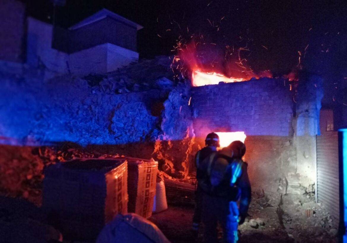 Un hombre resulta herido en el incendio de una vivienda en Lorca