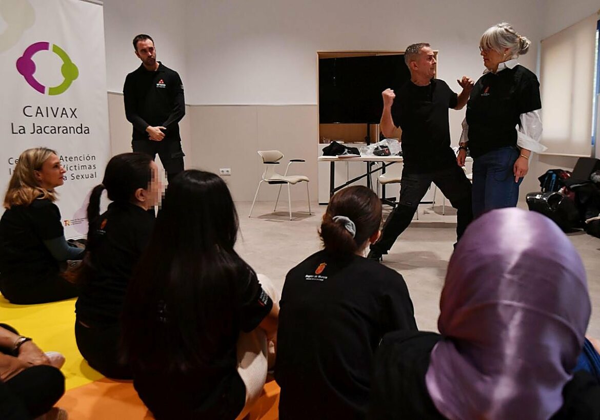 El Caivax inicia un curso de defensa personal para víctimas de violencia sexual y de género